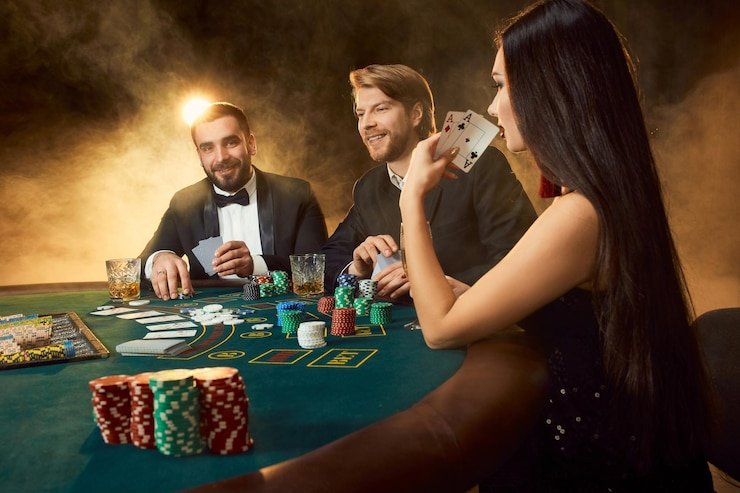 dtoto live roulette table with Piala AFF match notification overlay